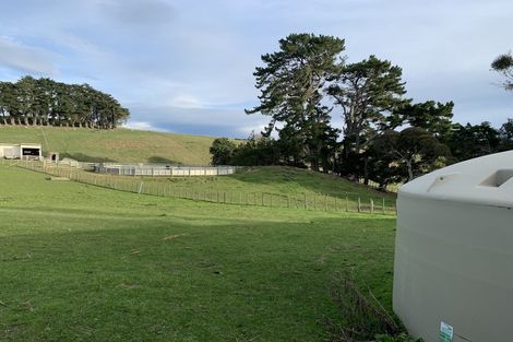 Photo of property in 220 Old Hill Road, Porangahau, 4291