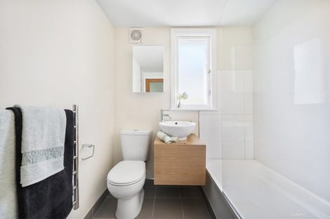 Photo of property in 37 The Rigi, Northland, Wellington, 6012