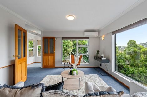 Photo of property in 8b Randolph Road, Crofton Downs, Wellington, 6035