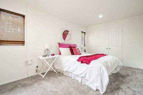 Photo of property in 13 Neta Grove, Henderson, Auckland, 0612