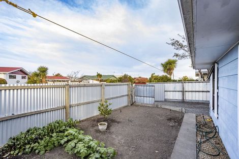 Photo of property in 4 Amberley Beach Road, Amberley, 7410