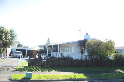 Photo of property in 12 Hywell Place, Manurewa, Auckland, 2102