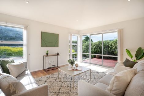 Photo of property in 42 Waverton Terrace, Churton Park, Wellington, 6037