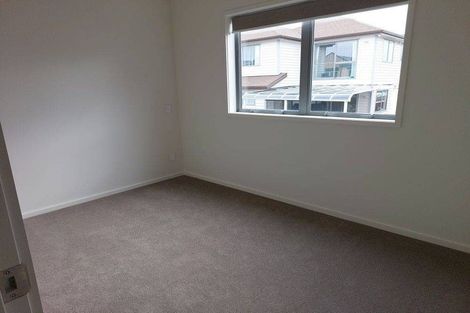 Photo of property in 15 Gunn Way, Hobsonville, Auckland, 0616