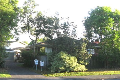 Photo of property in 1/80 Moore Street, Hillcrest, Auckland, 0627