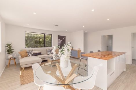 Photo of property in 12 Mckellar Place, Hornby, Christchurch, 8042