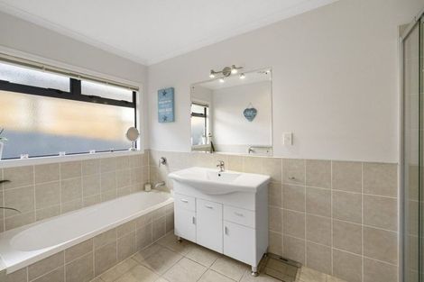 Photo of property in 13 Edwin Grove, Bethlehem, Tauranga, 3110