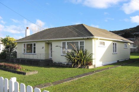 Photo of property in 42 Main Road, Wainuiomata, Lower Hutt, 5014
