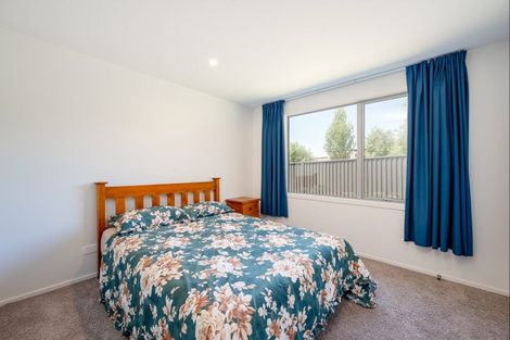 Photo of property in 7 Macandrew Lane, Wanaka, 9305