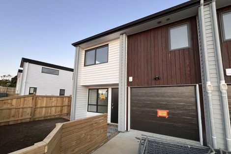 Photo of property in 130 Bradbury Road, Botany Downs, Auckland, 2010