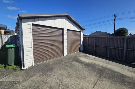Photo of property in 2 Saxton Road, Upper Vogeltown, New Plymouth, 4310