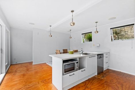 Photo of property in 2a Opou Road, Titirangi, Auckland, 0604
