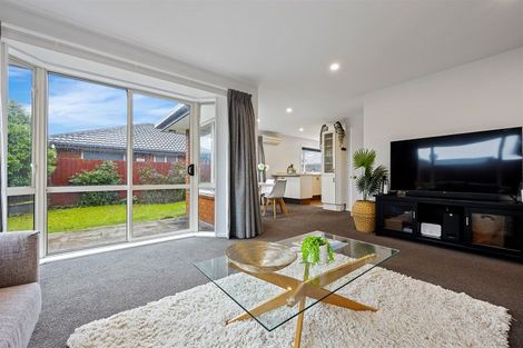 Photo of property in 2/30 Seymour Street, Hornby, Christchurch, 8042