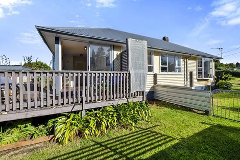 Photo of property in 17 Aotea Street, Welbourn, New Plymouth, 4312