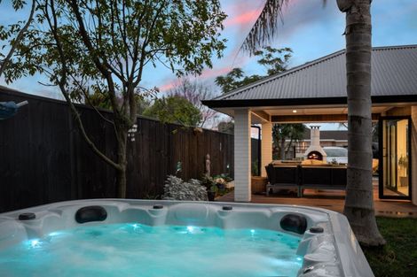 Photo of property in 138 Gloucester Road, Mount Maunganui, 3116