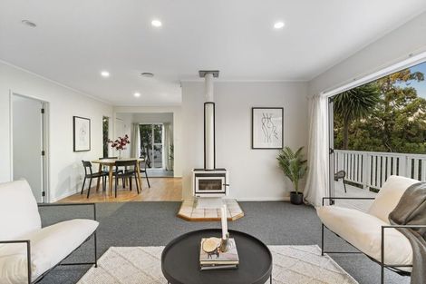 Photo of property in 413 Don Buck Road, Massey, Auckland, 0614