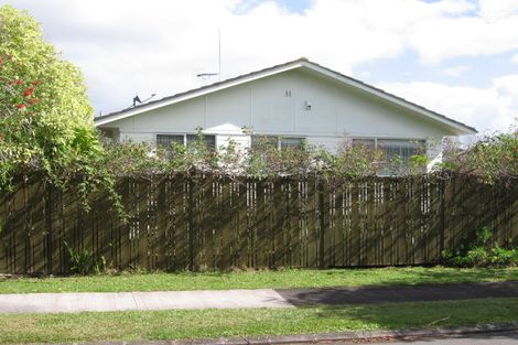 Photo of property in 2/37 Birman Close, Half Moon Bay, Auckland, 2012