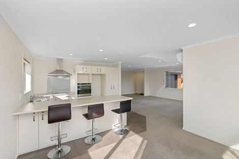Photo of property in 4a Queenwood Road, Levin, 5510