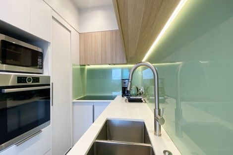 Photo of property in 1 Buscomb Avenue, Henderson, Auckland, 0610