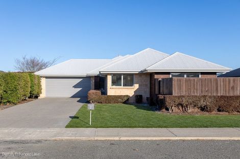 Photo of property in 57 Acacia Avenue, Rangiora, 7400