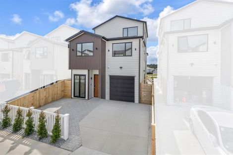 Photo of property in 12 Laquinta Place, Flat Bush, Auckland, 2019