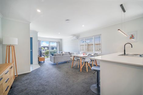 Photo of property in 99 Kuaka Drive, Takanini, 2112