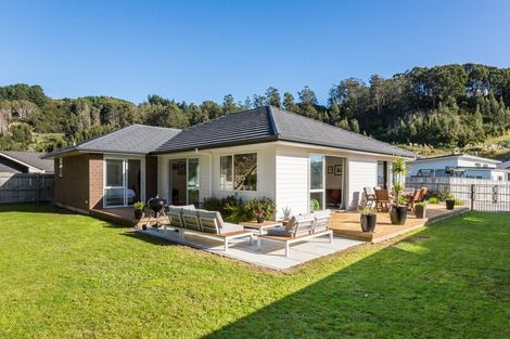 Photo of property in 26 Banks Boulevard, Whitby, Porirua, 5024