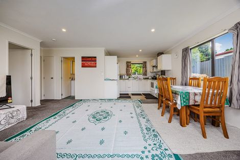 Photo of property in 15 Bedlington Avenue, Manurewa, Auckland, 2102