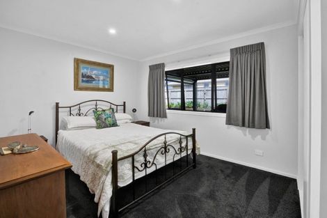 Photo of property in 4 Bianca Crescent, Stratford, 4332