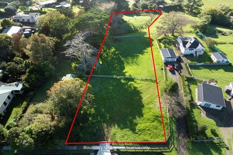 Photo of property in 10 Hull Road, Waiuku, 2123