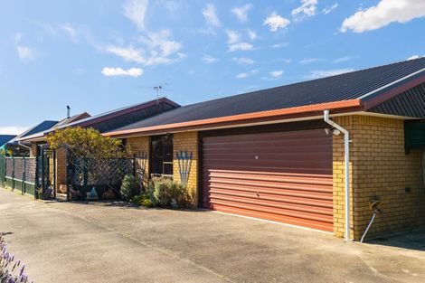 Photo of property in 165 Prestons Road, Redwood, Christchurch, 8051