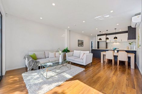 Photo of property in 10a Egret Court, Unsworth Heights, 0632