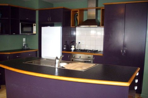 Photo of property in 295 Don Buck Road, Massey, Auckland, 0614