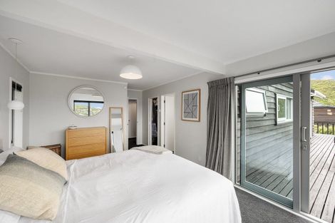 Photo of property in 15 Satara Crescent, Khandallah, Wellington, 6035