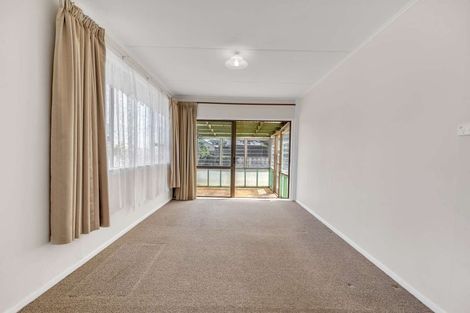 Photo of property in 32 Manuka Street, Castlecliff, Whanganui, 4501