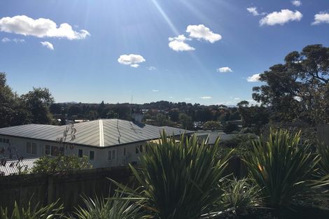 Photo of property in 28u6 Mahoe Street, Melville, Hamilton, 3206