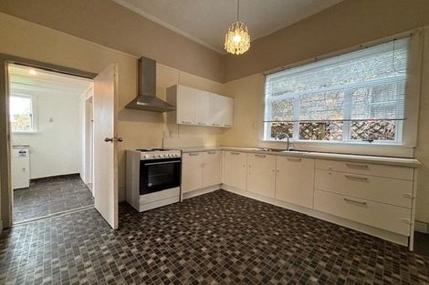 Photo of property in 19 Alma Road, Gonville, Whanganui, 4501