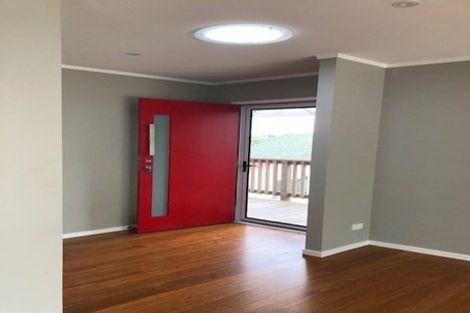 Photo of property in 17 Tree View Avenue, Glenfield, Auckland, 0629