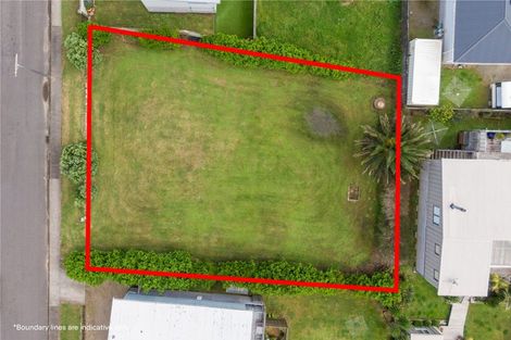 Photo of property in 8 Scarborough Road, Waihi Beach, 3611