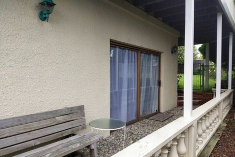 Photo of property in 7 Nui Mana Place, Te Atatu South, Auckland, 0610
