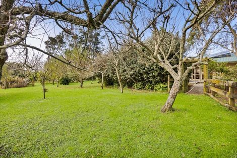 Photo of property in 164 Cross Road, Lepperton, New Plymouth, 4373