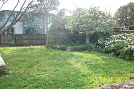Photo of property in 19 Brook Street, Milford, Auckland, 0620