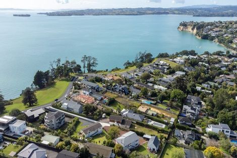 Photo of property in 75 Marine Parade, Mellons Bay, Auckland, 2014