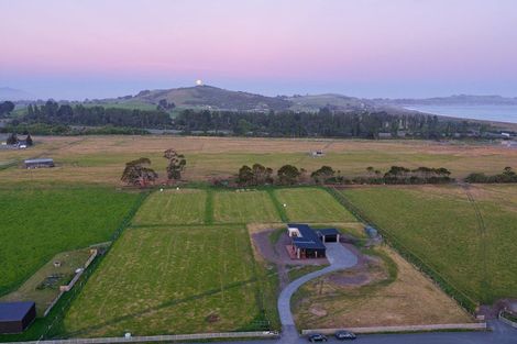 Photo of property in 23 Te Ao Wharepapa Lane, Peketa, 7373