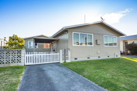Photo of property in 7a Devonshire Place, Taradale, Napier, 4112