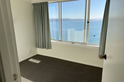 Photo of property in 10/2f Oriental Terrace, Mount Victoria, Wellington, 6011