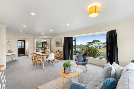 Photo of property in 6 Claremont Rise, Levin, 5510