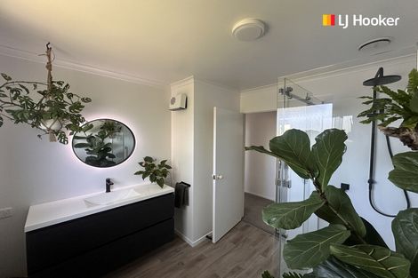 Photo of property in 104 Hagart-alexander Drive, Mosgiel, 9024