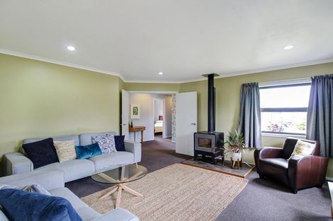 Photo of property in 9 Oxnam Place, Foxton Beach, Foxton, 4815