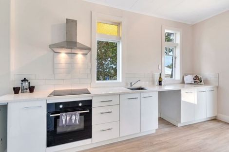 Photo of property in 21 Glendale Road, Glen Eden, Auckland, 0602